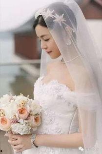 明星v字形婚纱后背,揭秘明星V字形婚纱后背的优雅魅力