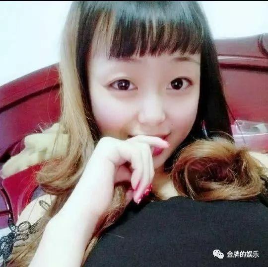 网红弟弟拍姐姐整容照,引发网友热议