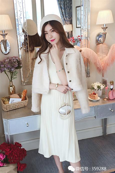 小个子秋季网红套装女,网红套装女生必备时尚秘籍